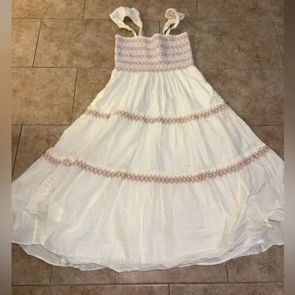 Madewell Petite Lucie Smocked Tiered Midi Dress size Medium - Picture 6 of 11